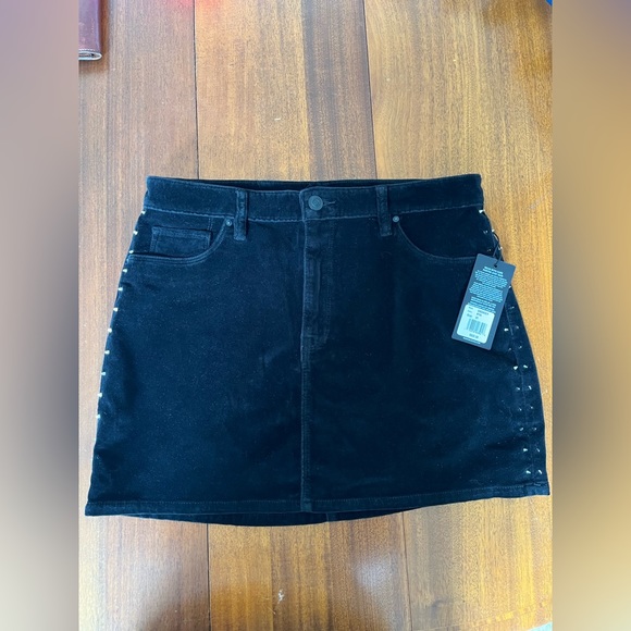 Black Velvet Hudson Jeans Skirt- Size 31 - Picture 1 of 4